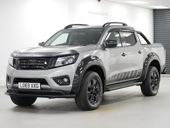 Used Nissan Navara 2019 for sale - 77212305: Photo