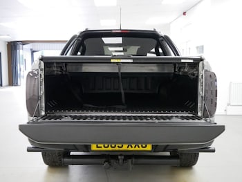 Used Nissan Navara 2019 for sale - 77212305: Photo