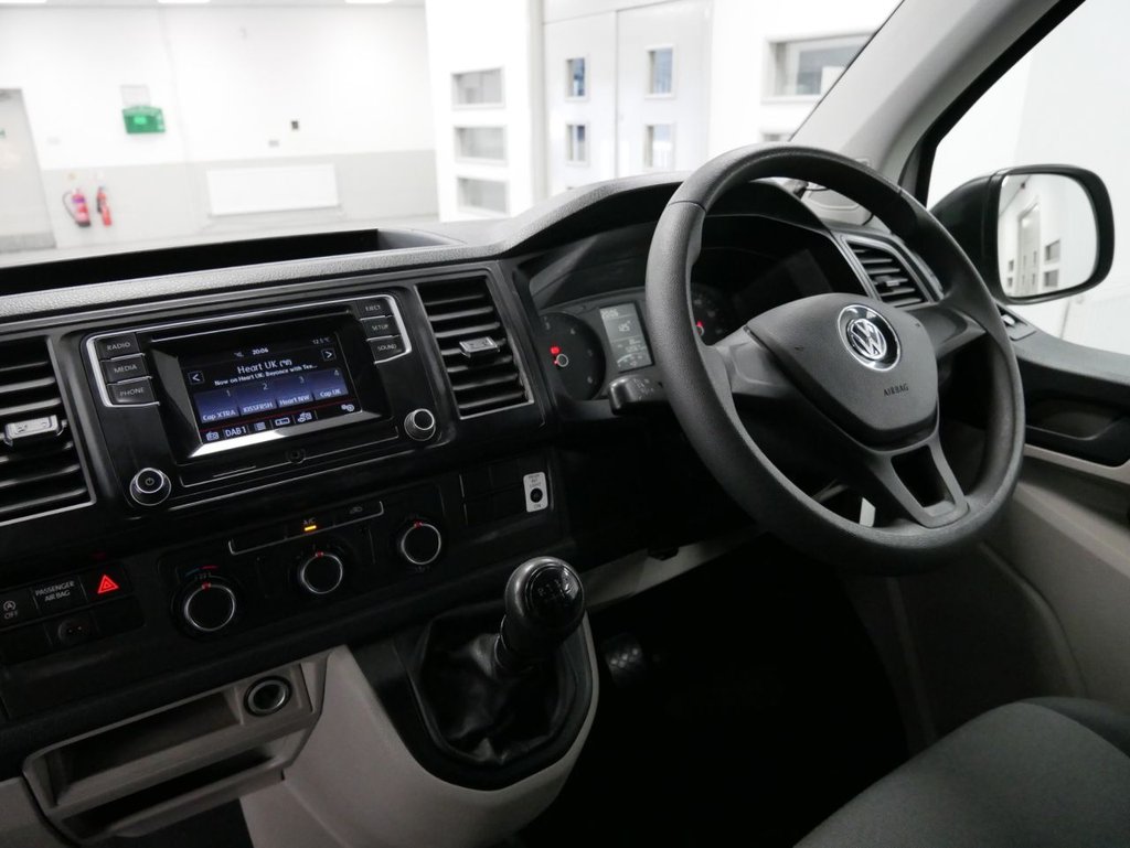 Used Volkswagen Transporter 2017 for sale - 76724361: Photo 5