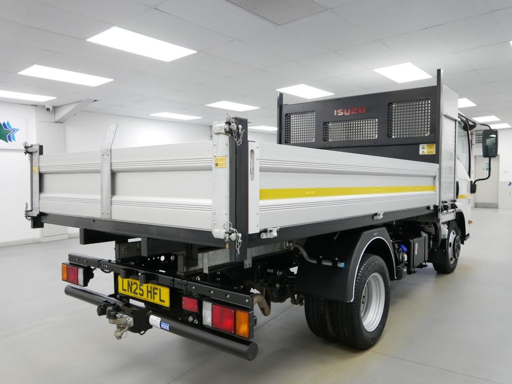 Used Isuzu Other 2025 for sale - 76934619: Photo 2