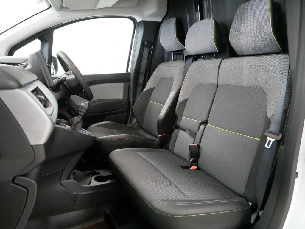 Used Renault Kangoo 2024 for sale - 77849517: Photo 5