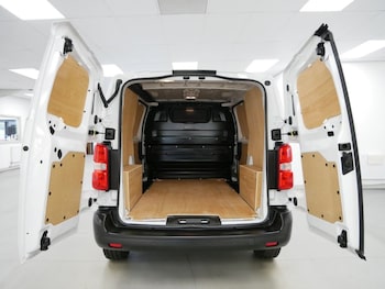 Used Vauxhall Vivaro 2024 for sale - 75336055: Photo