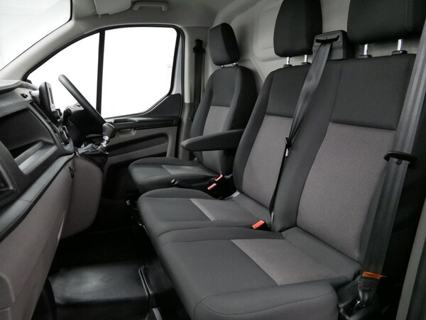 Used Ford Transit Custom 2023 for sale - 76303669: Photo 3