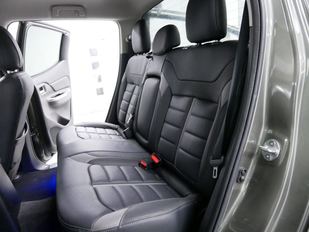 Used Mitsubishi L200 2017 for sale - 76985987: Photo 8