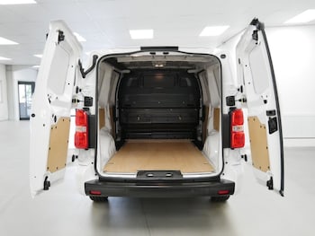 Used Vauxhall Vivaro 2024 for sale - 79072121: Photo
