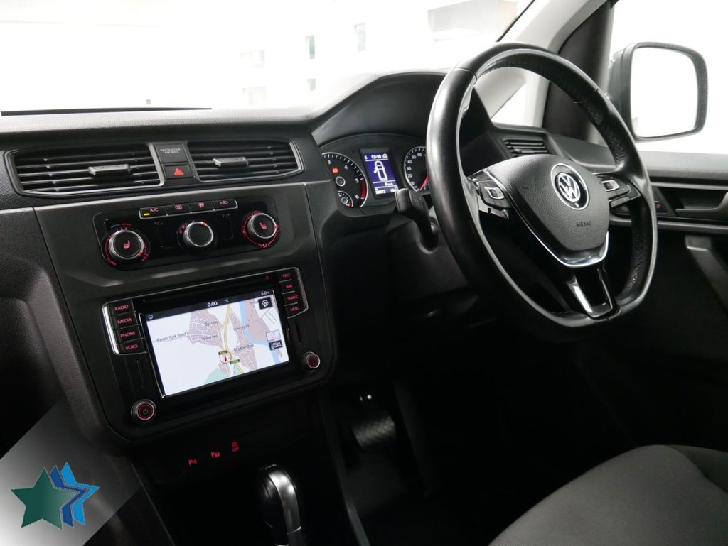 Used Volkswagen Caddy Maxi 2016 for sale - 77388759: Photo 4