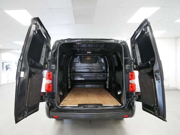Used Vauxhall Vivaro 2023 for sale - 74966518: Photo 10