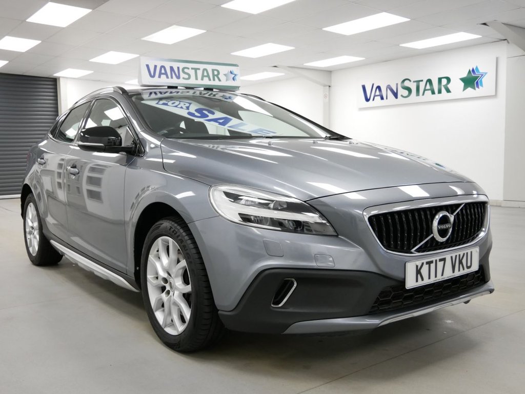 Used Volvo V40 2017 for sale - 76333952: Photo 8