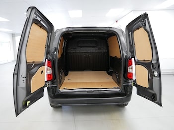 Used Peugeot Partner 2024 for sale - 77593653: Photo