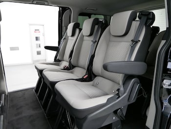 Used Ford Tourneo Custom 2019 for sale - 76597712: Photo