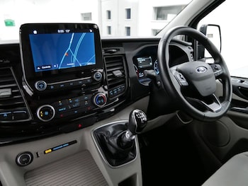 Used Ford Tourneo Custom 2019 for sale - 76597712: Photo