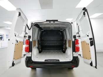 Used Toyota ProAce 2024 for sale - 77048988: Photo