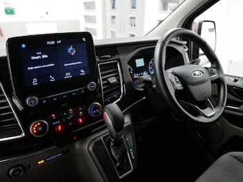 Used Ford Tourneo Custom 2020 for sale - 76535423: Photo