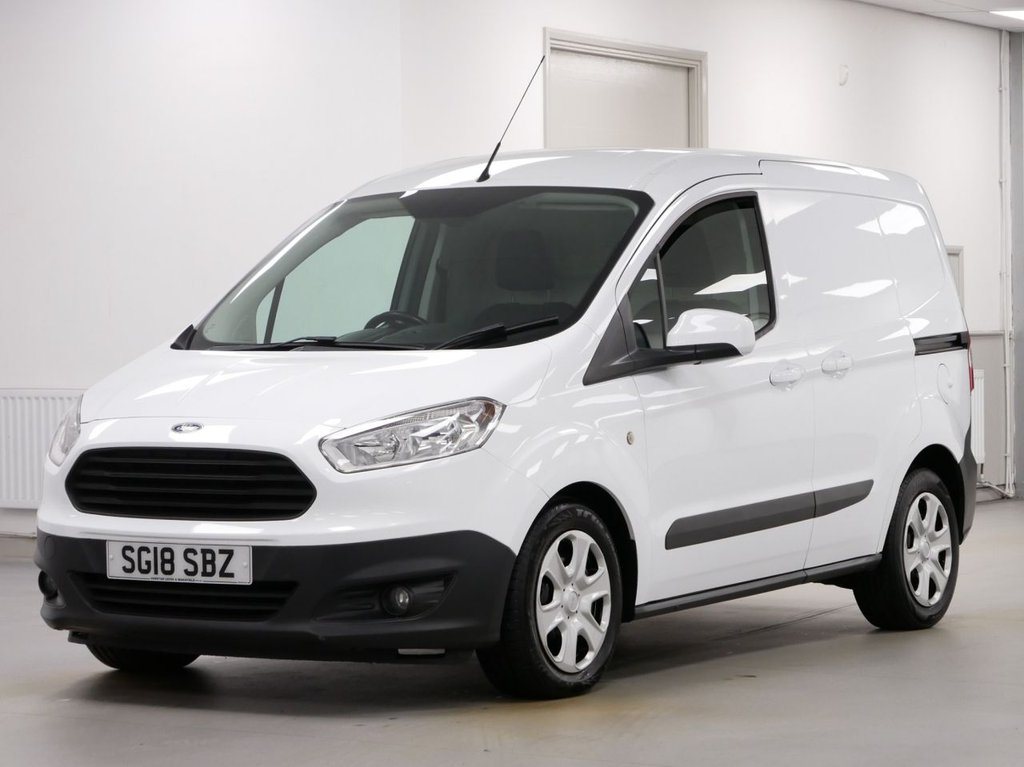 Used Ford Transit Courier 2018 for sale - 77153164: Photo 1