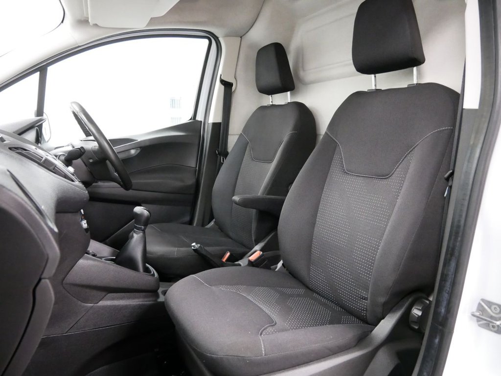 Used Ford Transit Courier 2018 for sale - 77153164: Photo 5