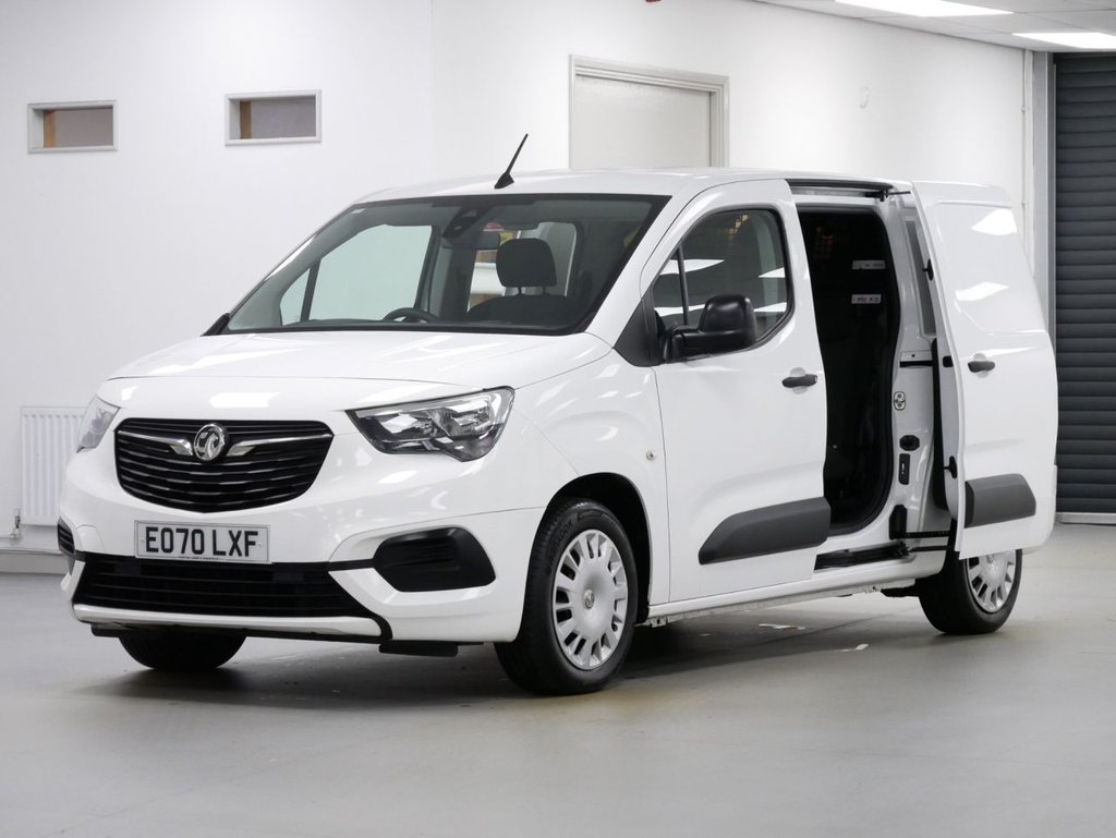 Used Vauxhall Combo 2020 for sale - 77049097: Photo 2