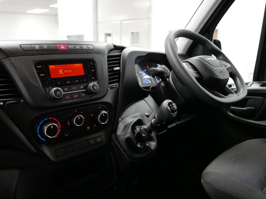 Used Iveco Daily 2022 for sale - 77122120: Photo 5