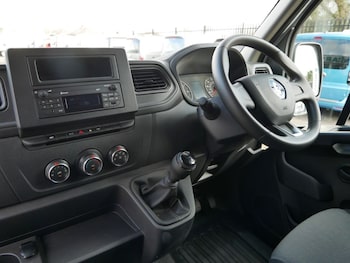 Used Renault Master 2023 for sale - 77835095: Photo