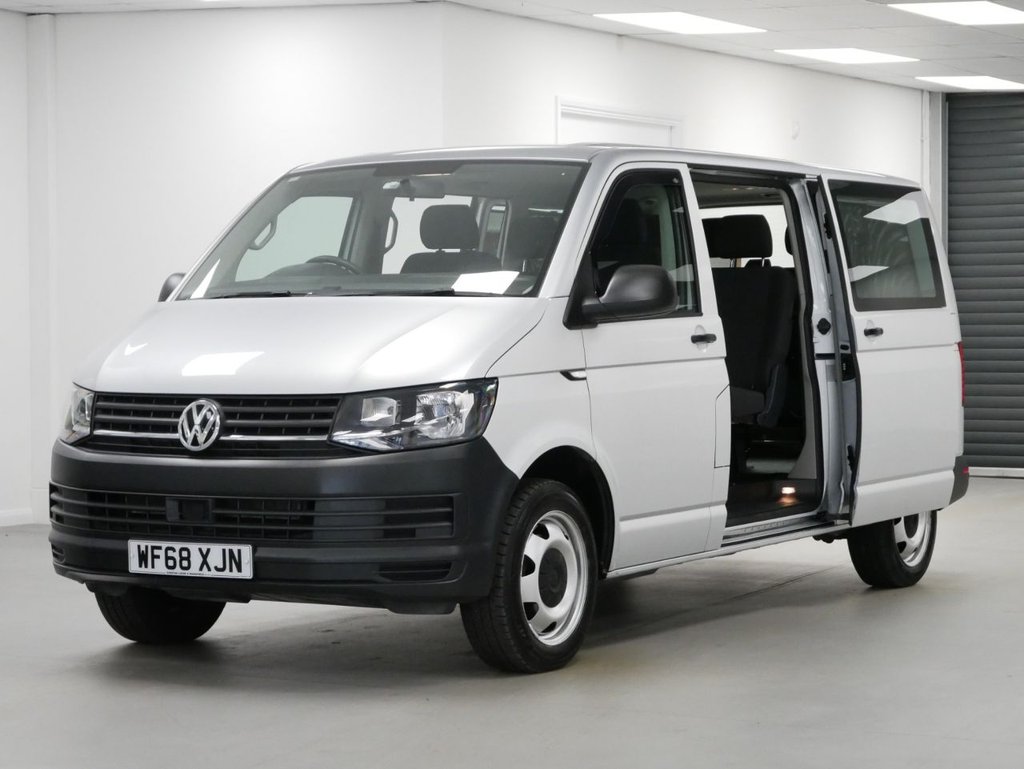 Used Volkswagen Transporter Shuttle 2018 for sale - 77967054: Photo 1