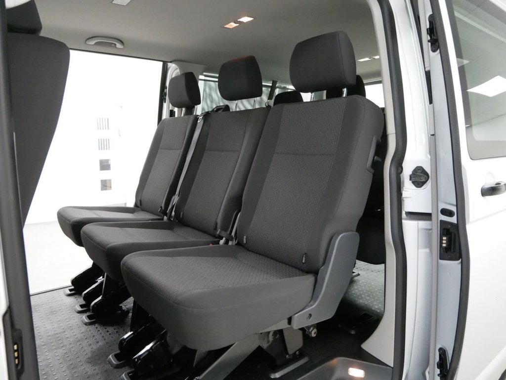Used Volkswagen Transporter Shuttle 2018 for sale - 77967054: Photo 5