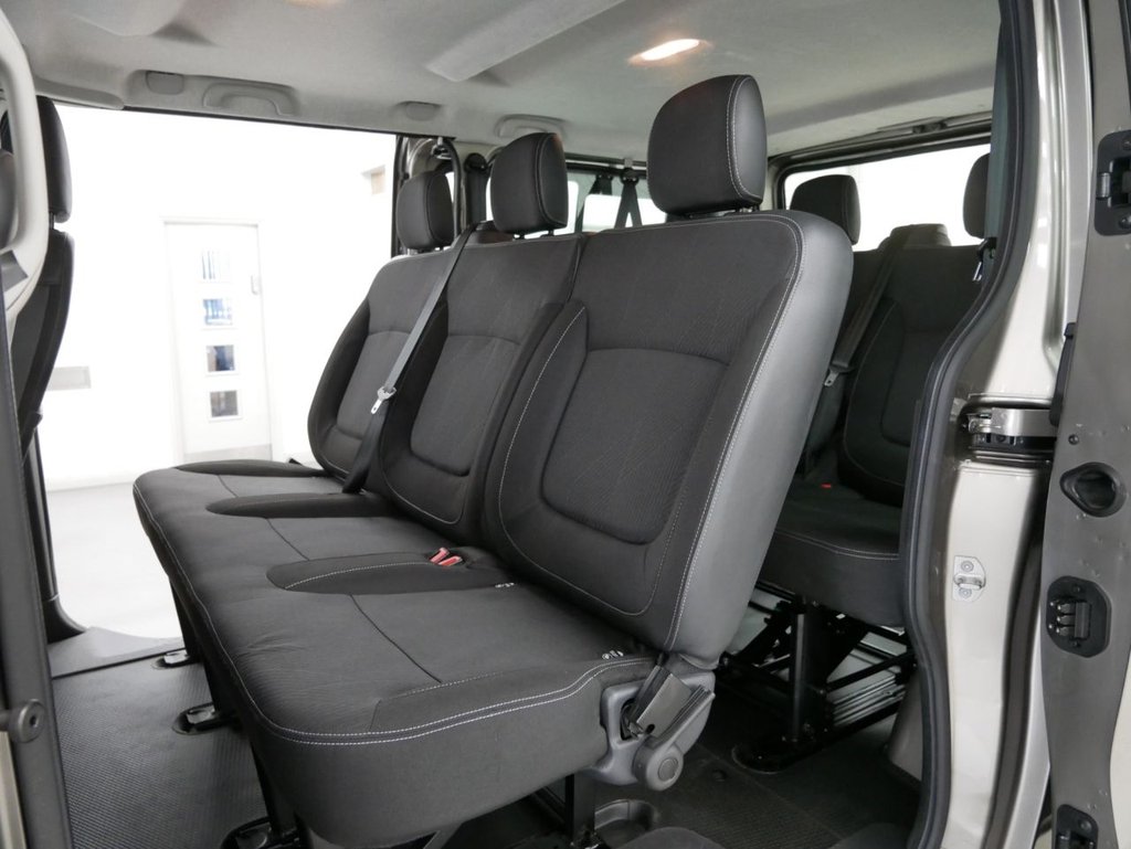 Used Renault Trafic 2020 for sale - 76923301: Photo 2