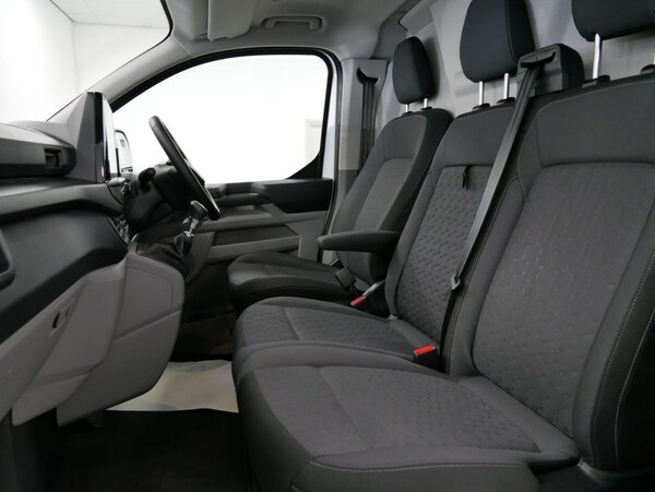 Used Ford Transit Custom 2024 for sale - 73772718: Photo 5