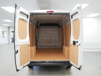Used Peugeot Boxer 2024 for sale - 78607332: Photo