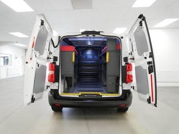 Used Vauxhall Vivaro 2023 for sale - 79209596: Photo