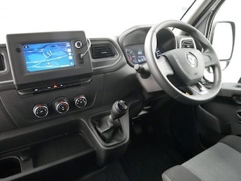 Used Renault Master 2023 for sale - 77780332: Photo