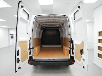 Used Renault Master 2023 for sale - 77780332: Photo