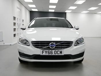 Used Volvo V60 2016 for sale - 77341439: Photo