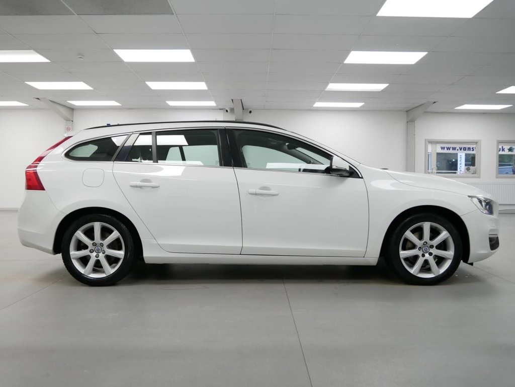 Used Volvo V60 2016 for sale - 77341439: Photo 6