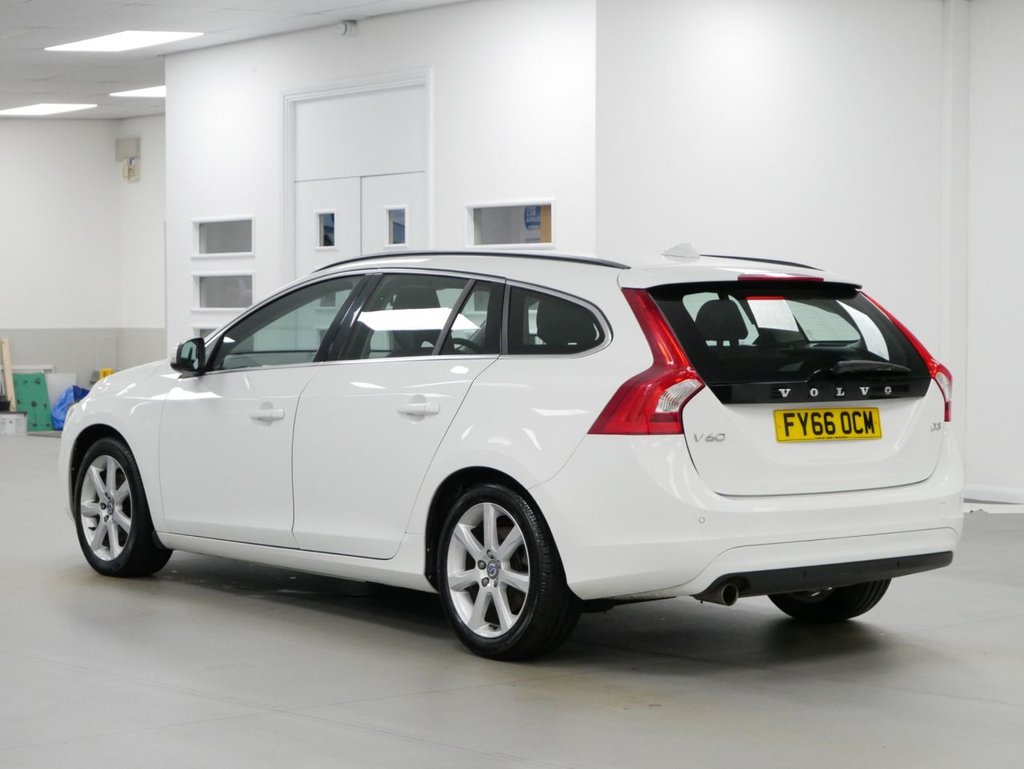 Used Volvo V60 2016 for sale - 77341439: Photo 9