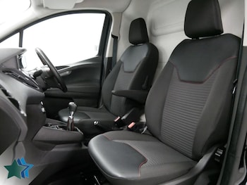 Used Ford Transit Courier 2023 for sale - 77280796: Photo