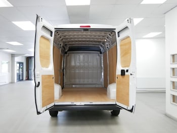 Used Peugeot Boxer 2023 for sale - 75597062: Photo