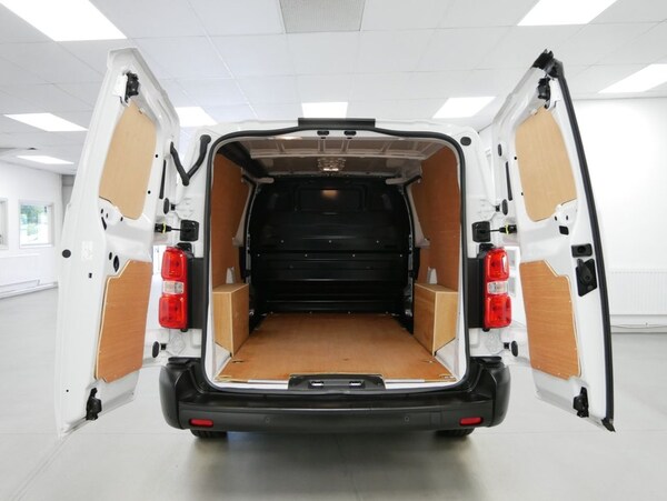 Used Vauxhall Vivaro 2024 for sale - 75264774: Photo 4