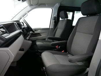 Used Volkswagen Transporter 2024 for sale - 76162732: Photo