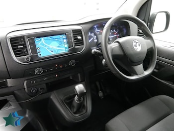 Used Vauxhall Vivaro 2023 for sale - 78923968: Photo