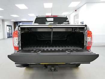 Used Nissan Navara 2021 for sale - 76279363: Photo