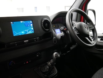 Used Mercedes-Benz Sprinter 2022 for sale - 77212330: Photo