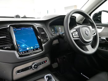 Used Volvo XC90 2023 for sale - 78056122: Photo