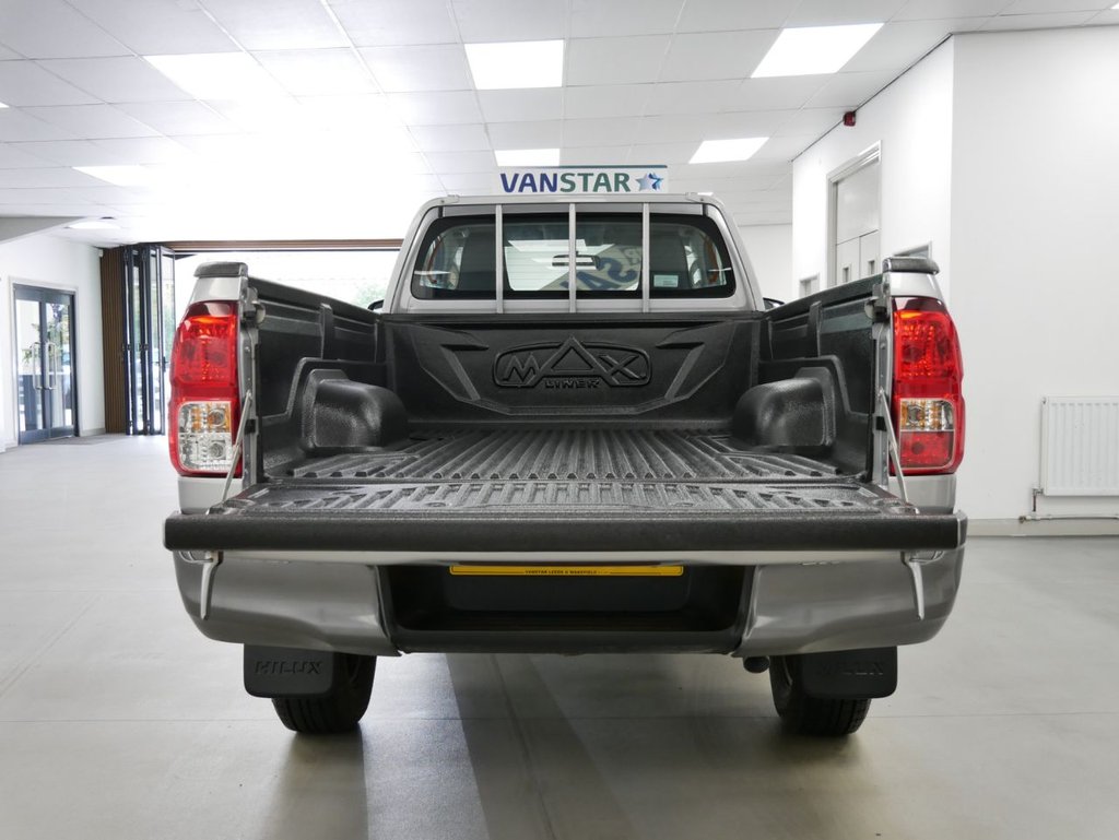 Used Toyota Hilux 2020 for sale - 76345191: Photo 3