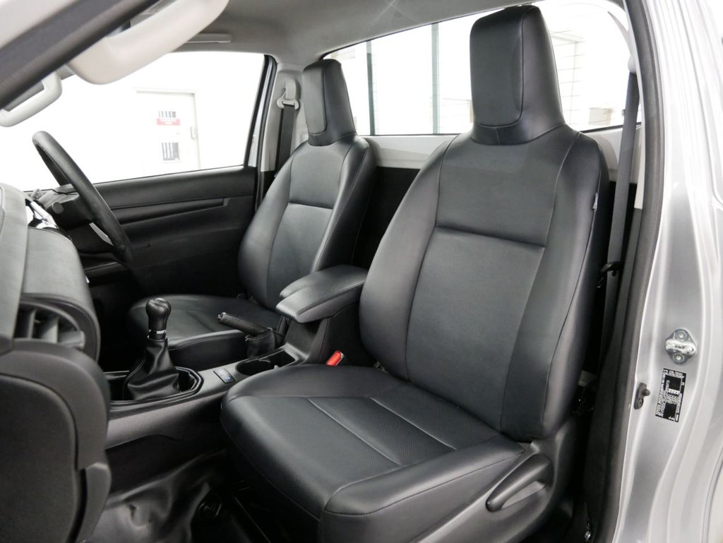 Used Toyota Hilux 2020 for sale - 76345191: Photo 6