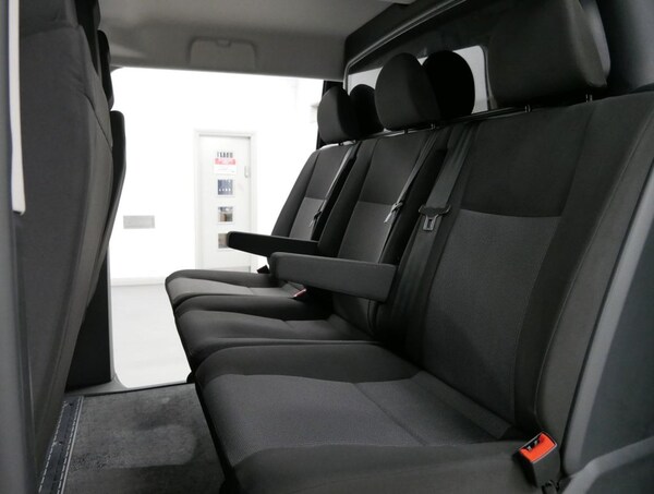 Used Vauxhall Vivaro 2022 for sale - 76266601: Photo 5