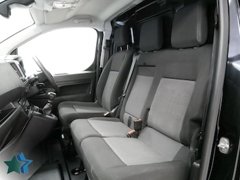 Used Vauxhall Vivaro 2023 for sale - 79129246: Photo
