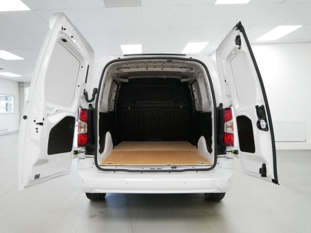 Used Vauxhall Combo 2023 for sale - 78110231: Photo 6