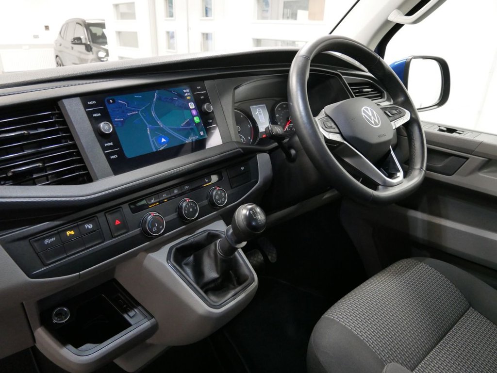 Used Volkswagen Transporter 2024 for sale - 77110435: Photo 2