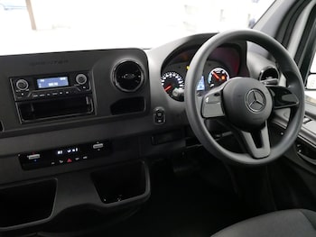 Used Mercedes-Benz Sprinter 2023 for sale - 75936521: Photo