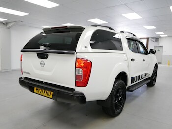 Used Nissan Navara 2021 for sale - 77666863: Photo