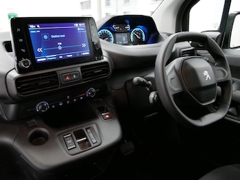 Used Peugeot e-Partner 2024 for sale - 76118848: Photo